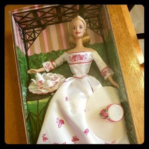 Victoria Tea Barbie